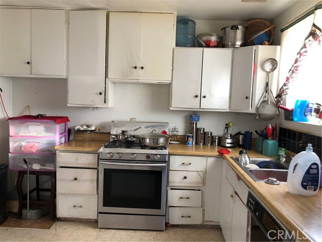 6994 Elmwood Road, Highland CA: https://media.crmls.org/medias/764456d7-fc43-45ab-96a5-5269a6453f7e.jpg