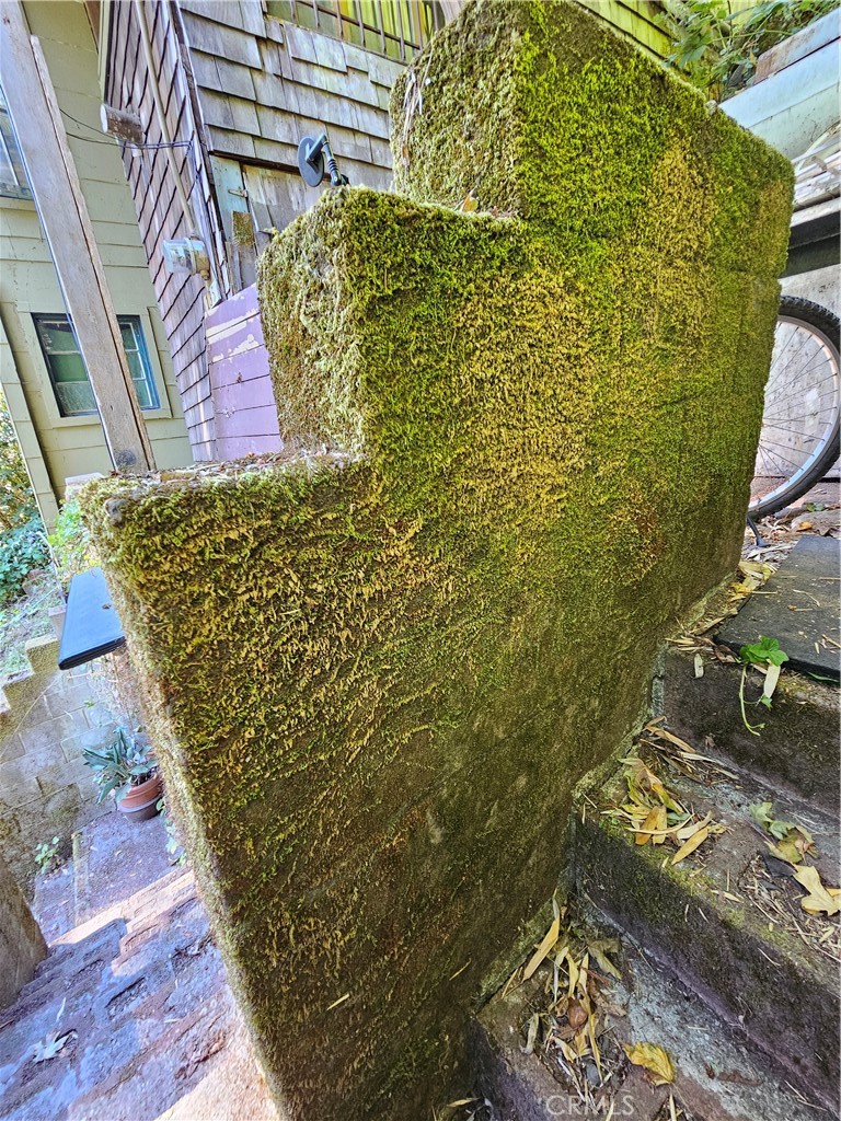 https://media.crmls.org/medias/76451035-7101-4ebd-98fa-e70d2e0339fa.jpg?preset=X-Large
