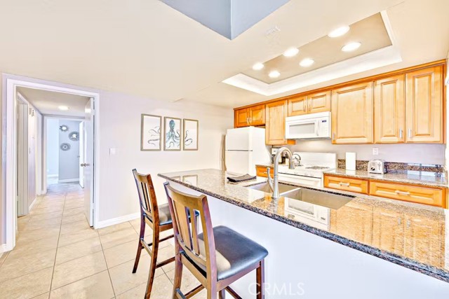 Detail Gallery Image 11 of 24 For 125 46th St #B,  Newport Beach,  CA 92663 - 3 Beds | 2 Baths