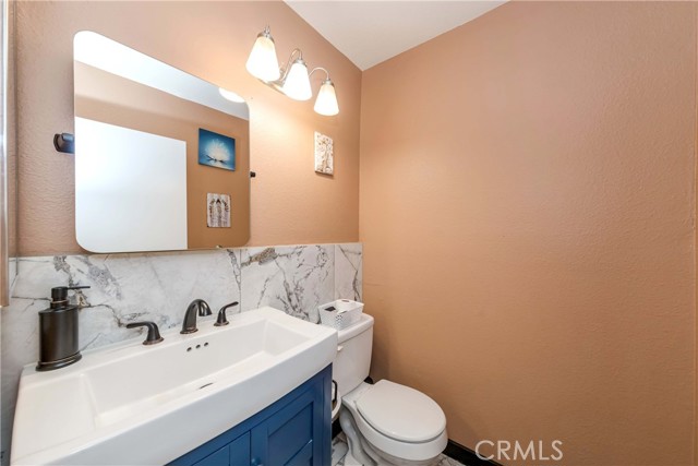 Detail Gallery Image 14 of 29 For 11940 Cayuga Pl #100,  Chino,  CA 91710 - 2 Beds | 2/1 Baths