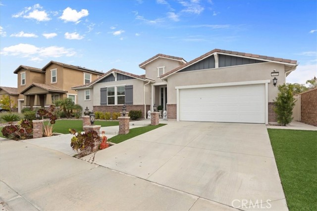 Detail Gallery Image 2 of 43 For 34490 Bloomberry, Murrieta,  CA 92563 - 3 Beds | 2/1 Baths