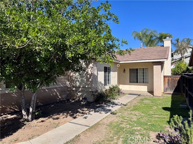 Detail Gallery Image 2 of 15 For 1621 Park Way, Lake Elsinore,  CA 92530 - 4 Beds | 2 Baths