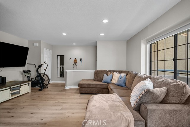 18114 Erik Court, Canyon Country CA: https://media.crmls.org/medias/764891d7-586f-49e4-aba3-c9593d39ec08.jpg