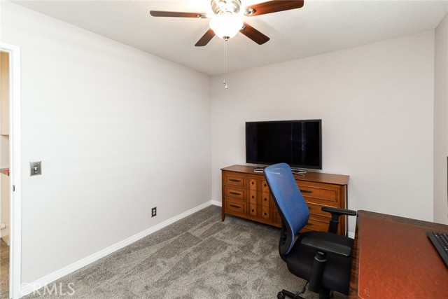 6815 Arthur Court, Chino CA: https://media.crmls.org/medias/76491462-99fe-43a6-b4d8-65d641f721fd.jpg