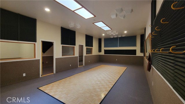 Detail Gallery Image 51 of 57 For 8756 Oakwood Ave, Hesperia,  CA 92345 - 7 Beds | 6 Baths