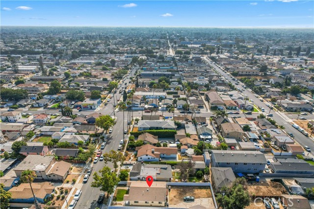 1220 W 92nd Street, Los Angeles CA: https://media.crmls.org/medias/76496fe7-6841-4219-b755-16ad84b11f0e.jpg