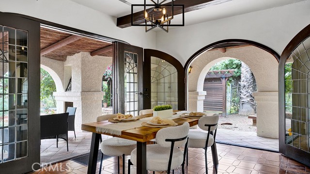 Detail Gallery Image 8 of 51 For 2945 Tyler, Riverside,  CA 92503 - 5 Beds | 3 Baths