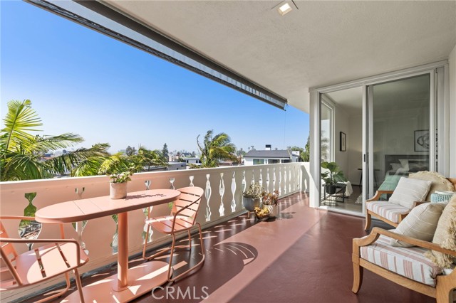 Detail Gallery Image 24 of 67 For 103 Ravenna Dr #23,  Long Beach,  CA 90803 - 2 Beds | 2 Baths