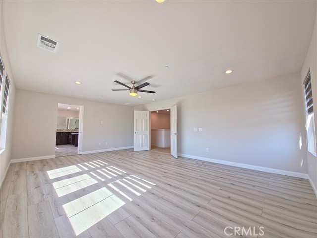 Detail Gallery Image 12 of 25 For 459 White Bark Ln, Simi Valley,  CA 93065 - 5 Beds | 4 Baths