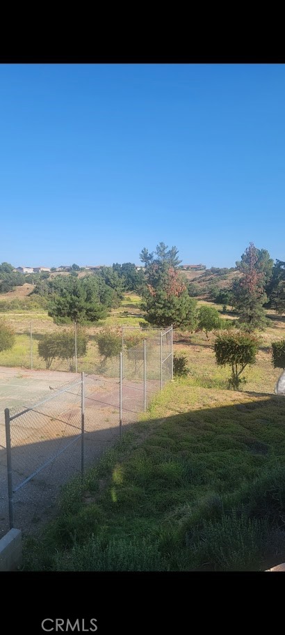 https://media.crmls.org/medias/764be949-efa6-40d8-8c01-379fb39cbf3d.jpg?preset=X-Large