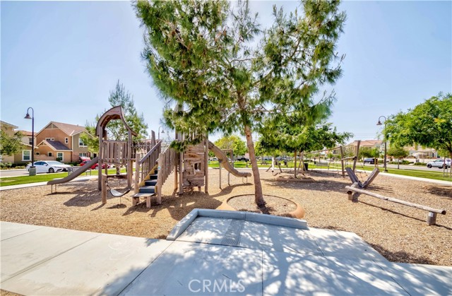 Detail Gallery Image 26 of 27 For 2788 E Berry Loop Privado #91,  Ontario,  CA 91761 - 1 Beds | 1/1 Baths
