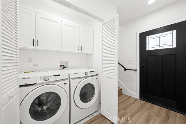 6702 Kester Avenue, Van Nuys CA: https://media.crmls.org/medias/764dbe45-7e52-489b-9b28-dcf67b23578e.jpg