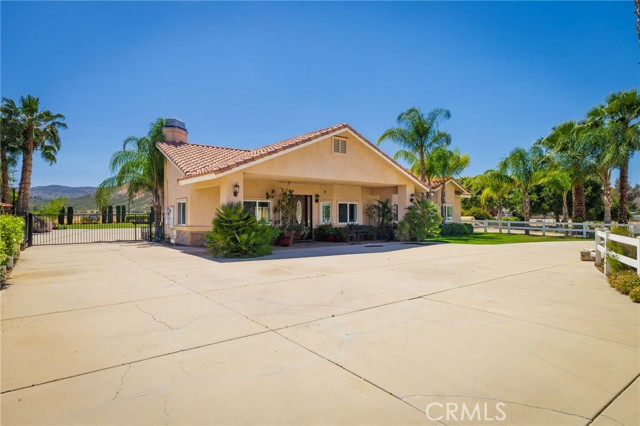 Image 3 of 75 For 30550 Stein Way