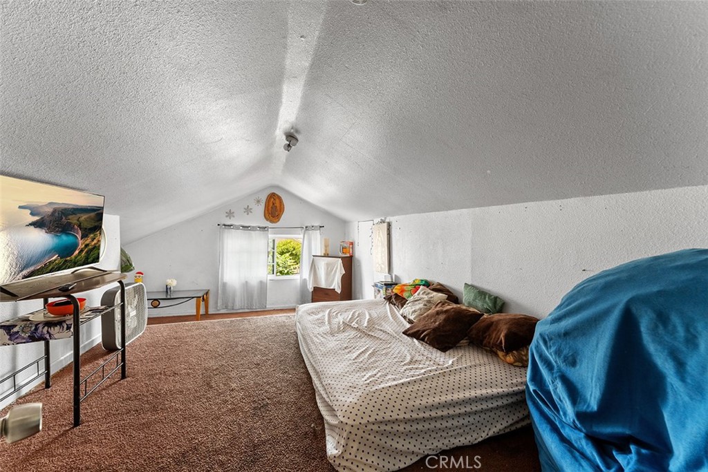 https://media.crmls.org/medias/764e1702-6c08-4bd2-84b9-7cefee5a10f3.jpg?preset=X-Large