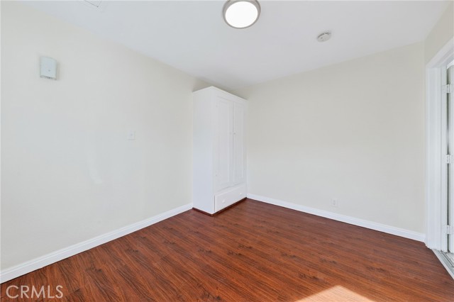 Image 9 of 31 For 417 Emerson Avenue