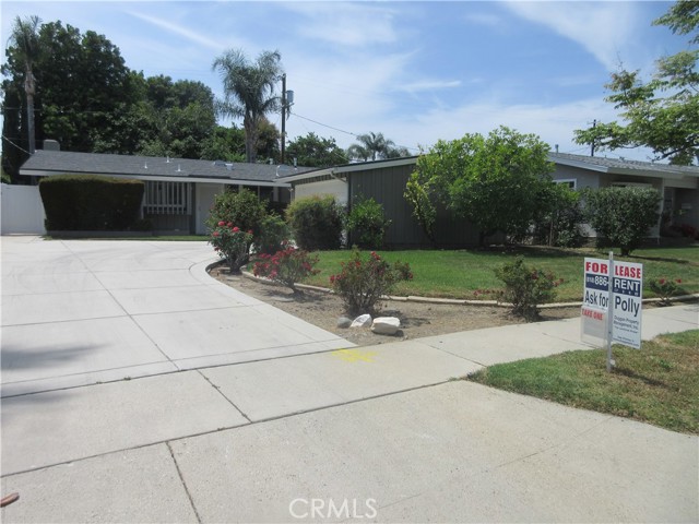 8447 Fullbright Avenue, Winnetka CA: https://media.crmls.org/medias/764f8e8e-279e-4726-8257-aa314b6ccb8a.jpg