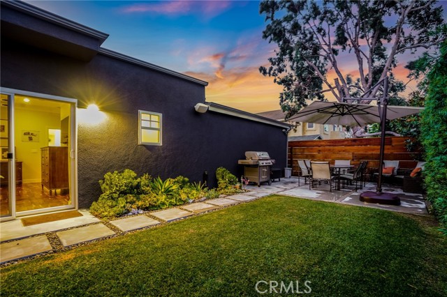 2002 Robinson Street, Redondo Beach, California 90278, 3 Bedrooms Bedrooms, ,2 BathroomsBathrooms,Residential,Sold,Robinson,PV21181666