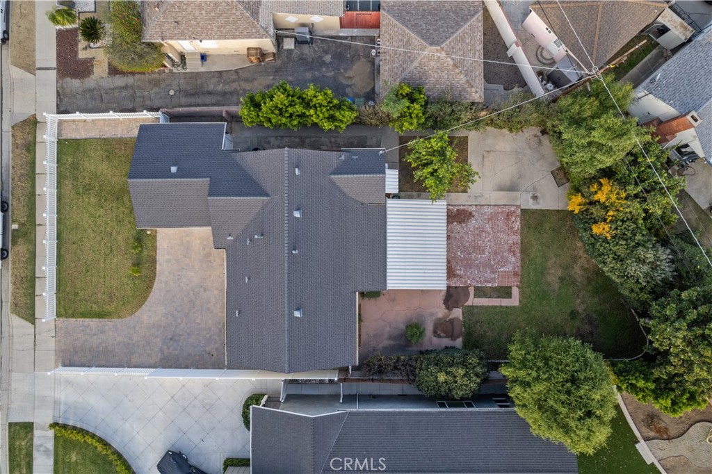 https://media.crmls.org/medias/7651393c-f353-44e3-b48a-facfdaa36f58.jpg?preset=X-Large