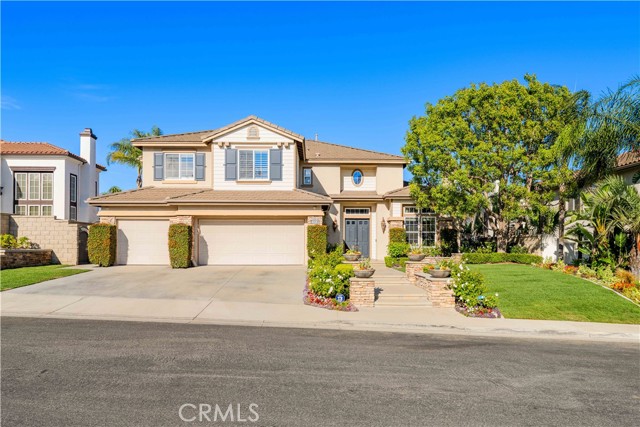 1040 S Summer Breeze Lane, Anaheim CA: https://media.crmls.org/medias/7651c826-1e23-4668-8a72-cf35bcd8d91a.jpg