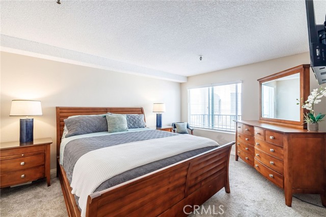Detail Gallery Image 10 of 30 For 565 Esplanade #411,  Redondo Beach,  CA 90277 - 2 Beds | 2 Baths