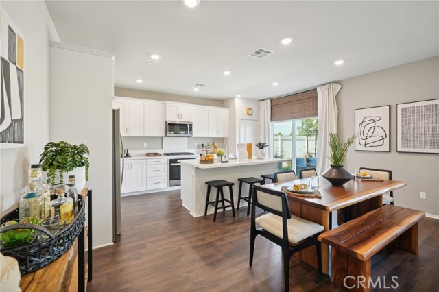 Detail Gallery Image 8 of 30 For 14167 Pandora St, Moreno Valley,  CA 92555 - 4 Beds | 2/1 Baths