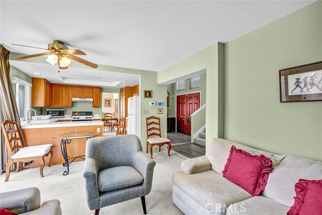 Detail Gallery Image 17 of 41 For 37230 45th St E, Palmdale,  CA 93552 - 4 Beds | 3 Baths