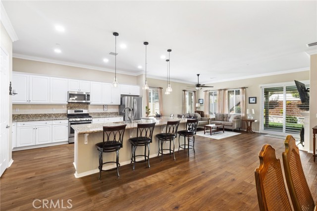 Detail Gallery Image 4 of 42 For 467 Everest Peak, Beaumont,  CA 92223 - 2 Beds | 2/1 Baths