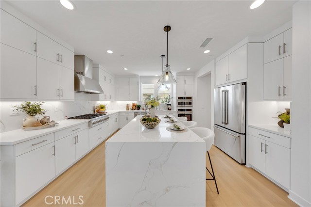 251 Tank, Irvine CA: https://media.crmls.org/medias/76547bec-0f9e-4dbc-bc6f-eb2e05a04a28.jpg