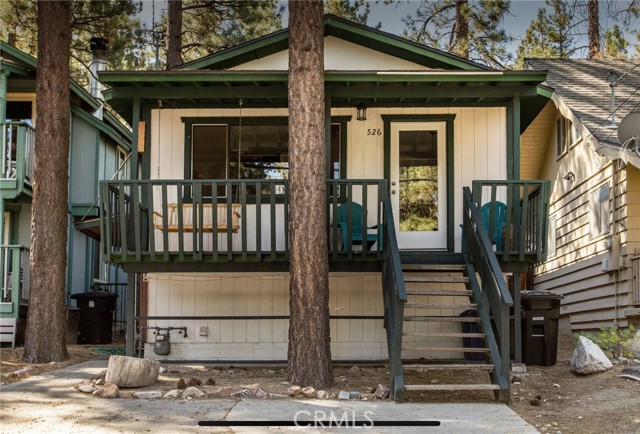 Detail Gallery Image 1 of 11 For 526 W Rainbow Bld, Big Bear City,  CA 92314 - 2 Beds | 1 Baths