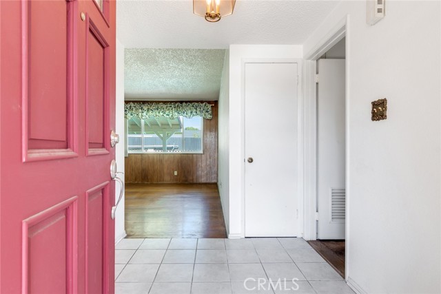 1242 N Dalton Avenue, Azusa CA: https://media.crmls.org/medias/7654f608-cc72-4c17-a9c8-8568079608c4.jpg