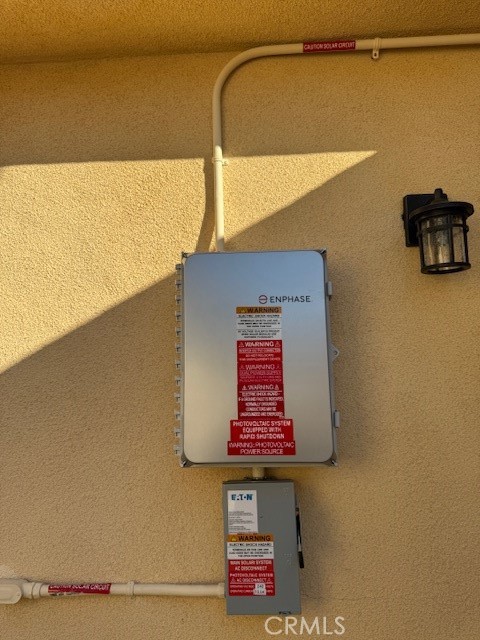 Detail Gallery Image 32 of 36 For 19258 Strathern St., Reseda,  CA 91335 - 3 Beds | 3/1 Baths