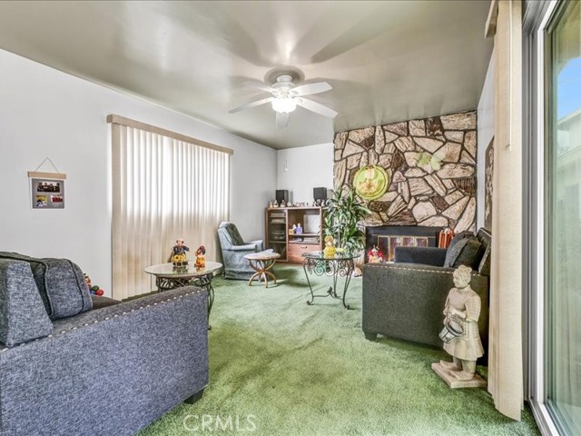 Detail Gallery Image 11 of 49 For 2215 Fitzgerald Ave, Commerce,  CA 90040 - 2 Beds | 2 Baths