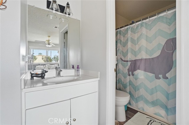 Detail Gallery Image 18 of 42 For 904 S Cornwall, Anaheim,  CA 92804 - 4 Beds | 3 Baths