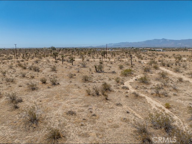 Detail Gallery Image 12 of 15 For 13828 Cholame Rd, Phelan,  CA 92371 - – Beds | – Baths