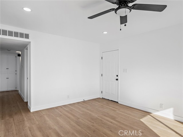 Detail Gallery Image 4 of 24 For 840 E Virginia, Barstow,  CA 92311 - 3 Beds | 2 Baths