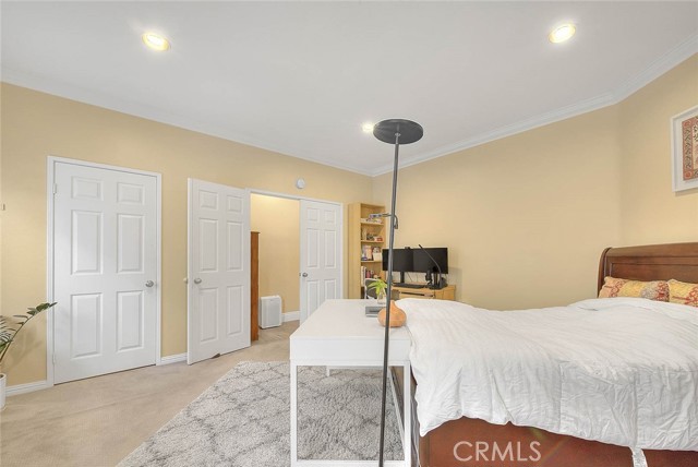 Image 21 of 52 For 10644 Claridge Place