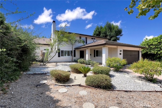 Detail Gallery Image 3 of 39 For 454 Mount Carmel Dr, Claremont,  CA 91711 - 4 Beds | 2/1 Baths