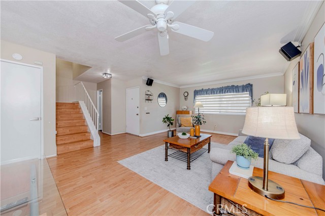 Detail Gallery Image 8 of 42 For 5526 Donner Ave, Buena Park,  CA 90621 - 3 Beds | 2/1 Baths