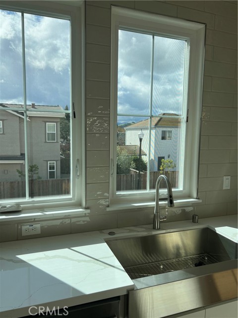 Detail Gallery Image 15 of 37 For 17227 St Anthony Dr, Morgan Hill,  CA 95037 - 3 Beds | 3/1 Baths