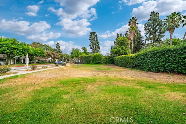 Detail Gallery Image 29 of 31 For 644 E Lee Pl, Azusa,  CA 91702 - 4 Beds | 3 Baths