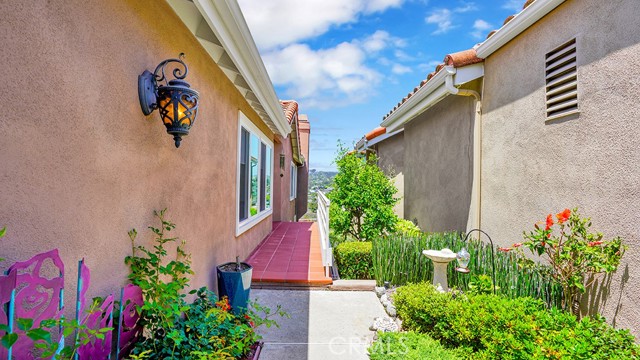 24965 Seagate, Dana Point CA: https://media.crmls.org/medias/7658a8c0-6428-47cb-bcaf-5967911e63f7.jpg