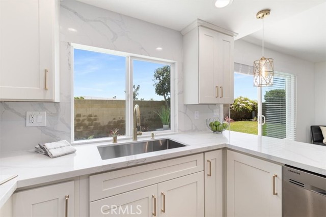 Detail Gallery Image 18 of 55 For 13864 Elgers St, Cerritos,  CA 90703 - 3 Beds | 2 Baths