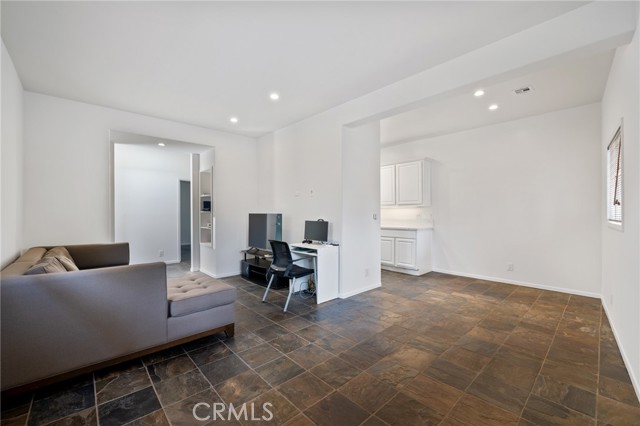 824 Torrance, Redondo Beach CA: https://media.crmls.org/medias/7658e543-522d-4a87-a06b-287e49576372.jpg
