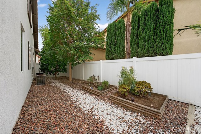 Image 39 of 58 For 11361 Parkfield Court