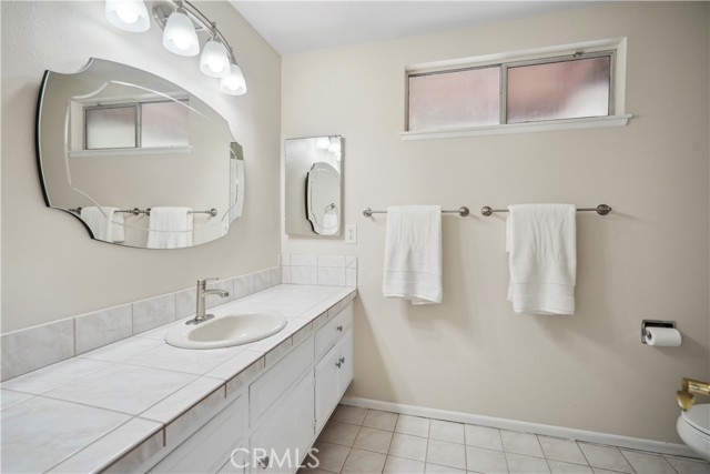 Detail Gallery Image 34 of 56 For 11300 Dulcet Ave, Porter Ranch,  CA 91326 - 5 Beds | 3 Baths