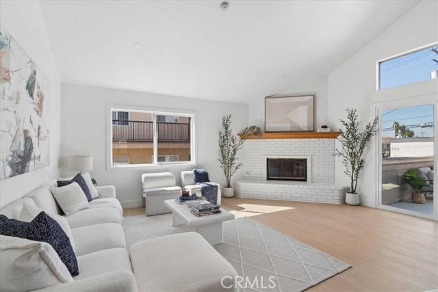 2314 Vanderbilt, A photo 7