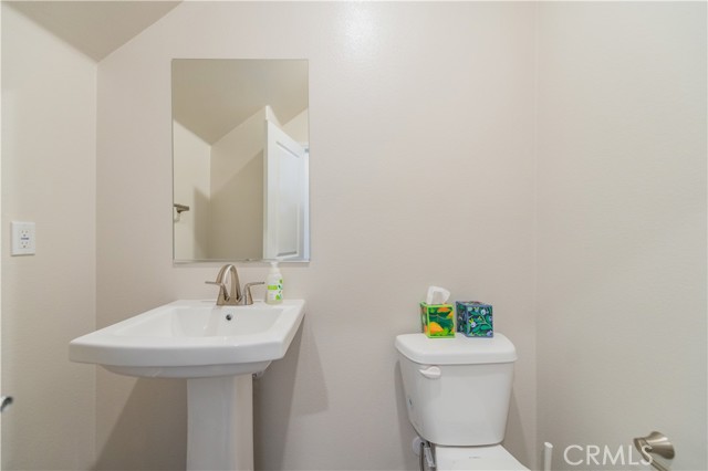 Detail Gallery Image 5 of 35 For 463 Meyer Pl, Upland,  CA 91786 - 3 Beds | 2/1 Baths