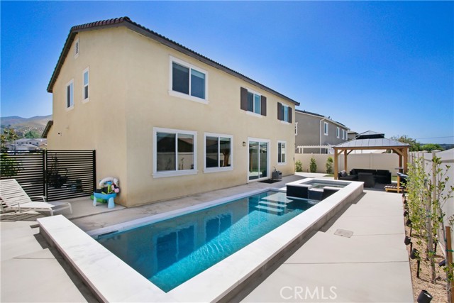 Detail Gallery Image 33 of 39 For 1212 Venice Ave, Mentone,  CA 92359 - 4 Beds | 3 Baths