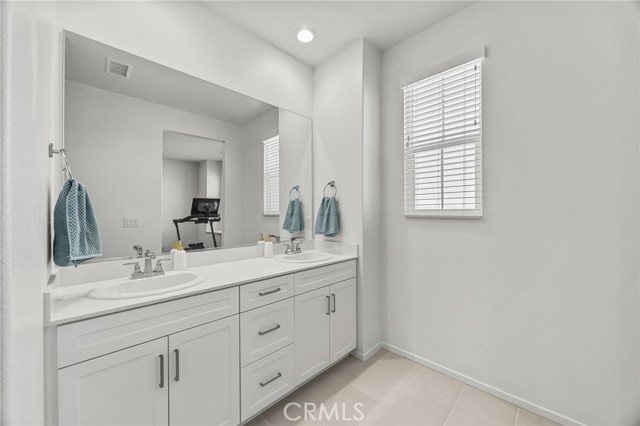 16025 Main St, Chino, CA 91708 photo 22