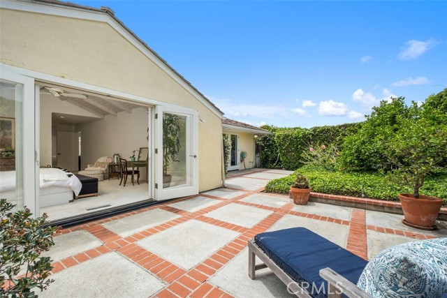 Detail Gallery Image 25 of 49 For 27 S La Senda Dr, Laguna Beach,  CA 92651 - 4 Beds | 3 Baths